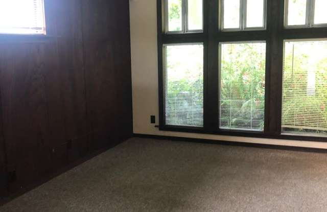 Arcata 3 Bedroom 1 Bath House Gallery 4