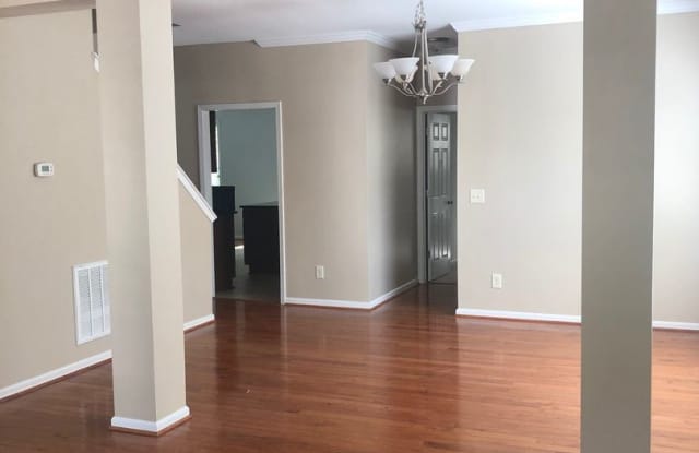 113 Murray Hill Dr. Gallery 2
