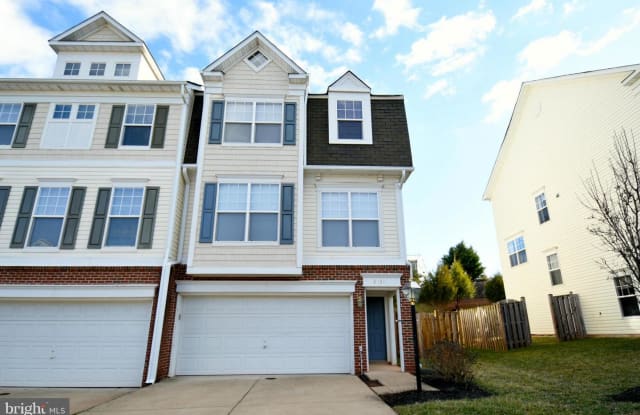8181 GLADE BANK DR - 8181 Glade Bank Drive, Yorkshire, VA 20111