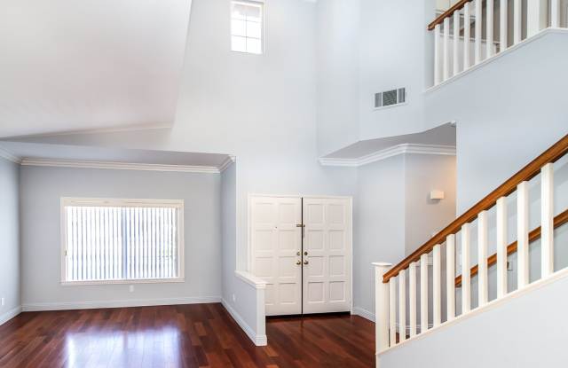 Spacious 6 Bedroom Home With Huge Backyard! - 1651 Shire Avenue, Oceanside, CA 92057