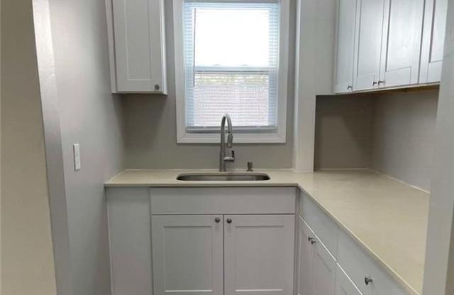 30 Fallon Street unit: 3 photos photos