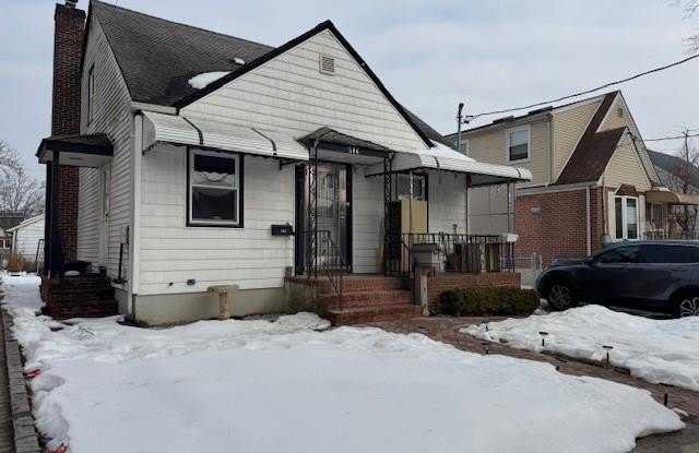 516 N 1st Street photos photos