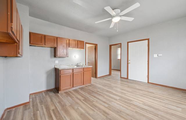 1218 W Locust St photos photos