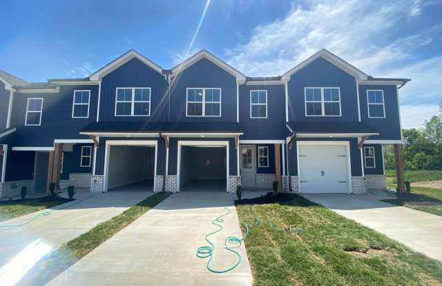 Spacious 3BR Townhome with Modern Finishes & Lawn Care Included! photos photos