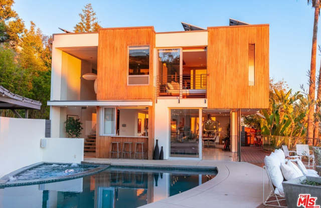 7650 Curson Ter Gallery 2