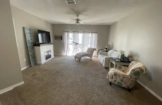 7084 Majestic Boulevard photos photos