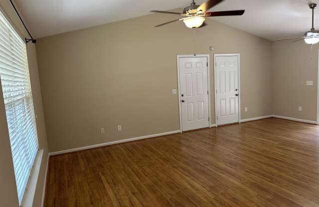 106 Mossy Oak Lane Gallery 3