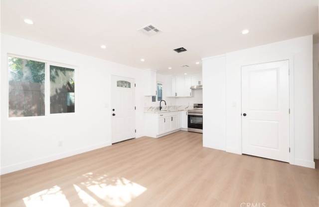 5739 S St Andrews photos photos