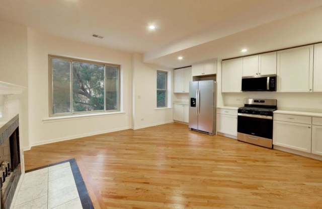 1301 North Oakley Blvd. Gallery 3