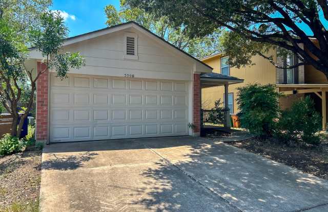 Cozy 3/2 house in Joseph Edward Subdivision photos photos