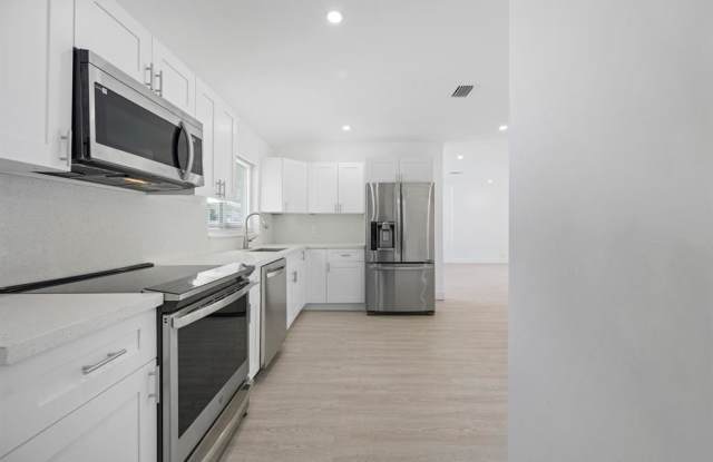 2601 Taylor Street - 2601 Taylor Street, Hollywood, FL 33020