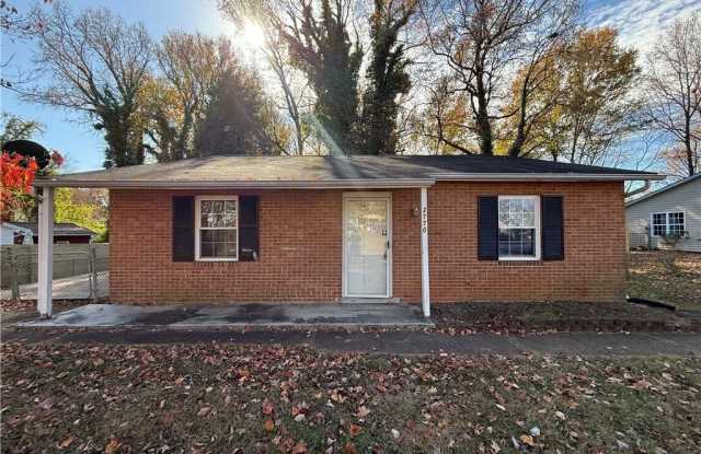 2770 Laguna Avenue photos photos