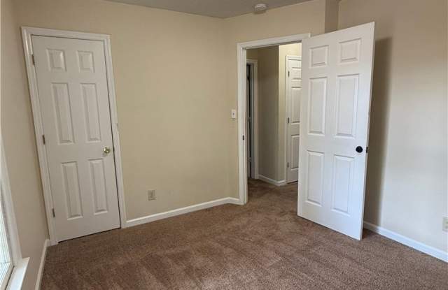 6731 WINCHESTER Drive Gallery 3