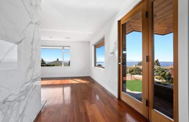 3802 55th Avenue Southwest Gallery 2