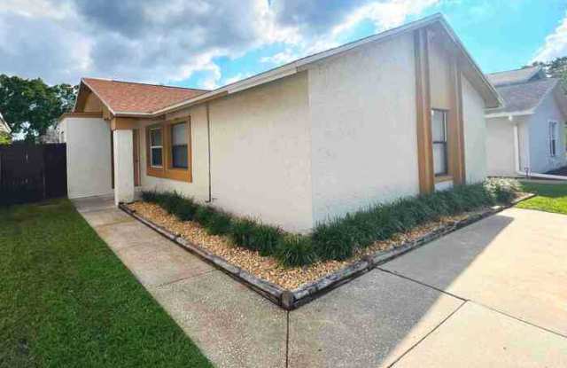 5128 Springwood Drive Gallery 1