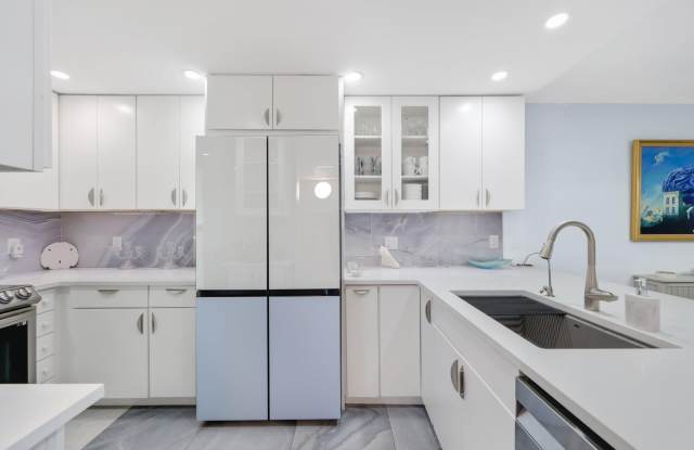 12 Royal Palm Way photos photos