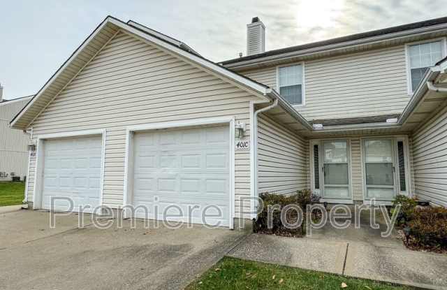 401 NE 1st Street - 401 Northeast 1st Street, Oak Grove, MO 64075