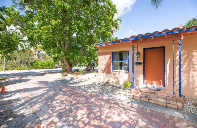 1136 NE 17th Way photos photos