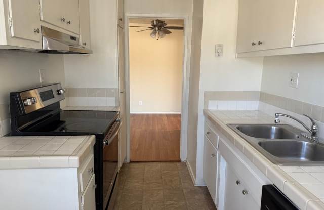 Valley Village-One Bedroom Apartment – Light-Filled with Balcony and View Gallery 2