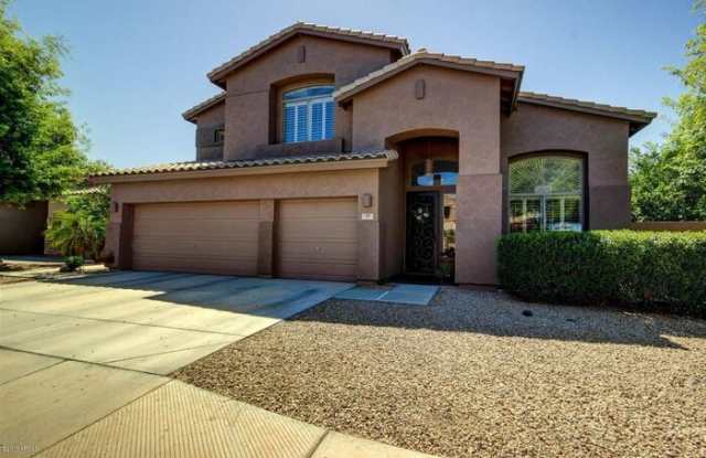 381 West Indigo Drive - 381 West Indigo Drive, Chandler, AZ 85248