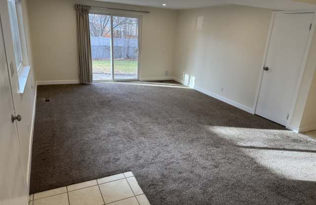 2914 Preston Street photos photos