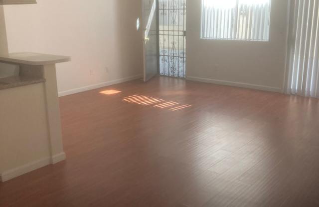 La Playa 07-SM photos photos La Playa 07-SM photos photos