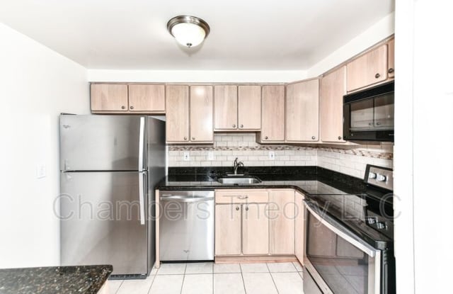 7621 Tremayne Pl - 7621 Tremayne Place, Tysons Corner, VA 22102