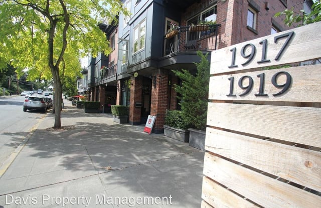 1919 10th Ave W - 1919 10th Avenue West, Seattle, WA 98119
