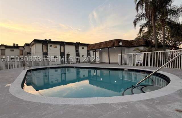 7250 SW 94th Pl Gallery 4
