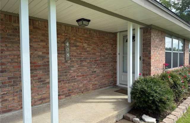 408 Brookside Drive W Gallery 3