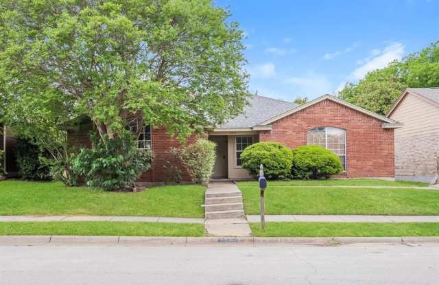 5408 RIO ALTOS Drive - 5408 Rio Altos Drive, Arlington, TX 76017