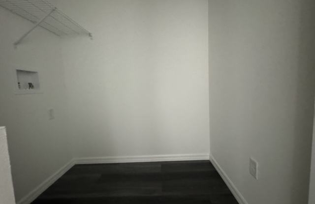 7 Oak Trail Place Gallery 4