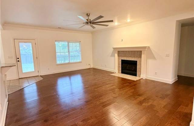 2780 Londonderry Drive Gallery 4