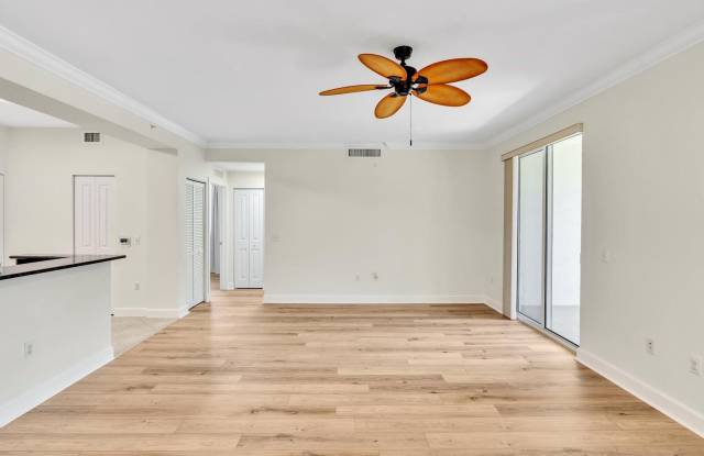 1405 RENAISSANCE Way Gallery 4