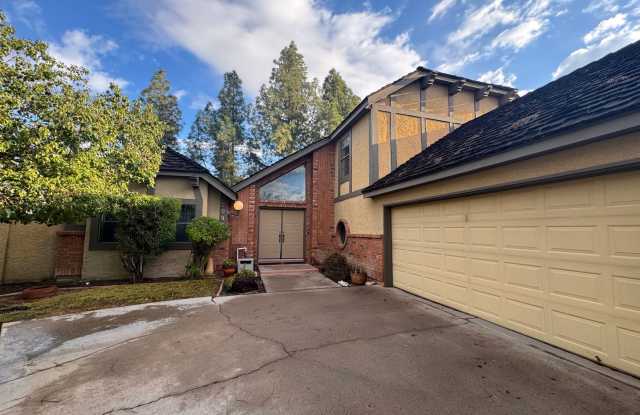 3 BEDROOM WITH POOL IN MESA NEAR 202 photos photos