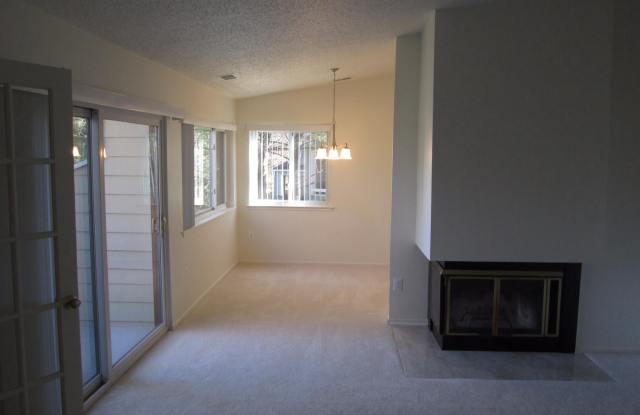 1918 VILLARIDGE DRIVE Gallery 4