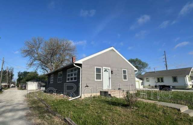 4525 N 70th St photos photos
