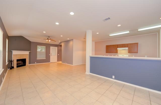 5208 Columbia Dr Gallery 4