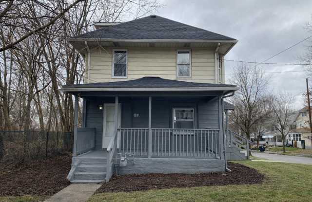 More Space Than You’d Expect: Updated 3BR w/ 1.5 Baths + Carpeted Attic Bonus photos photos