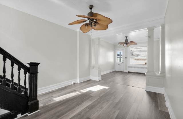 1542 W Warren St. photos photos 1542 W Warren St. photos photos