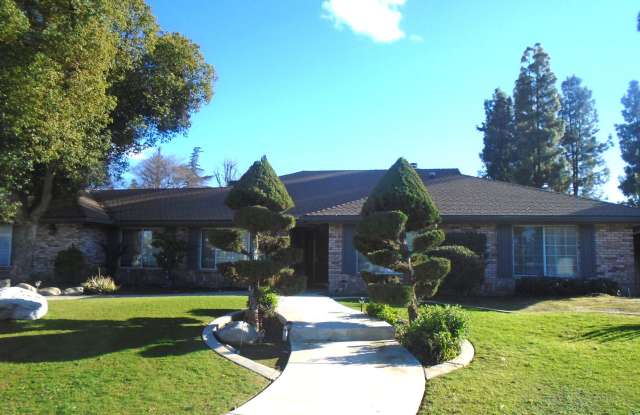 NW - CUSTOM HOME WITH POOL!! photos photos