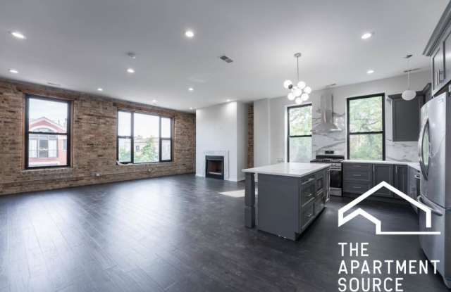 2701 West Thomas St. Gallery 1