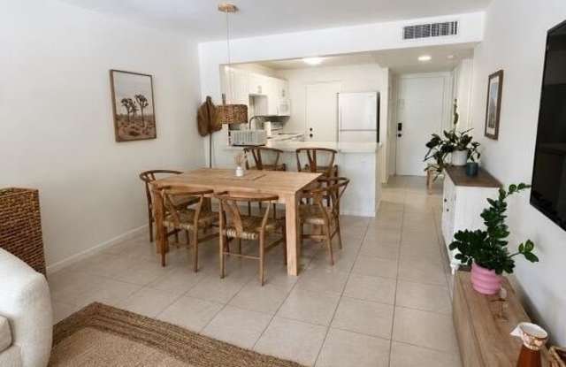 2307 S Cypress Bend Drive Gallery 4