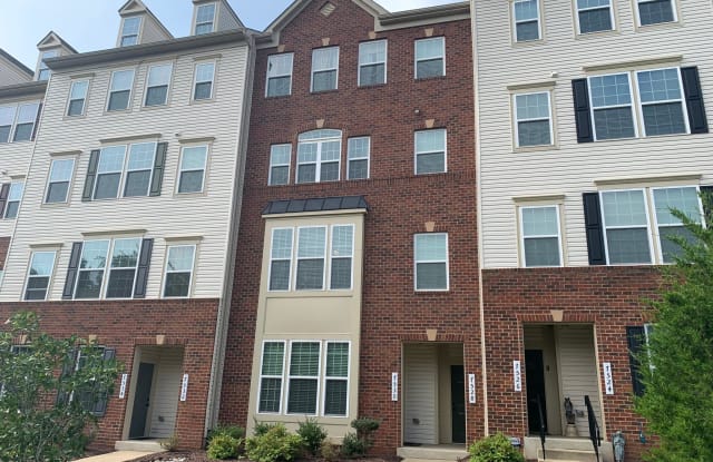 7528 BRUNSON CIRCLE - 7528 Brunson Circle, Gainesville, VA 20155