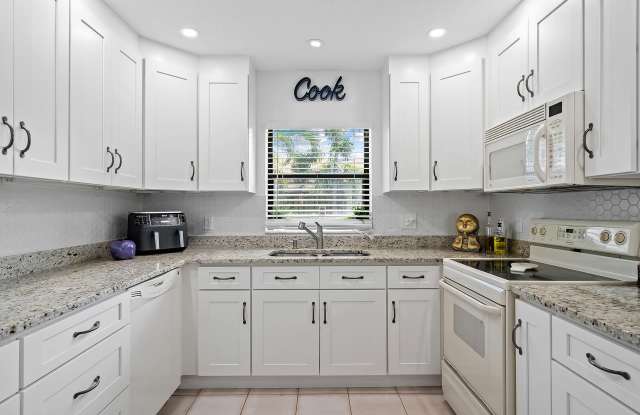 21 Meadows Dr photos photos
