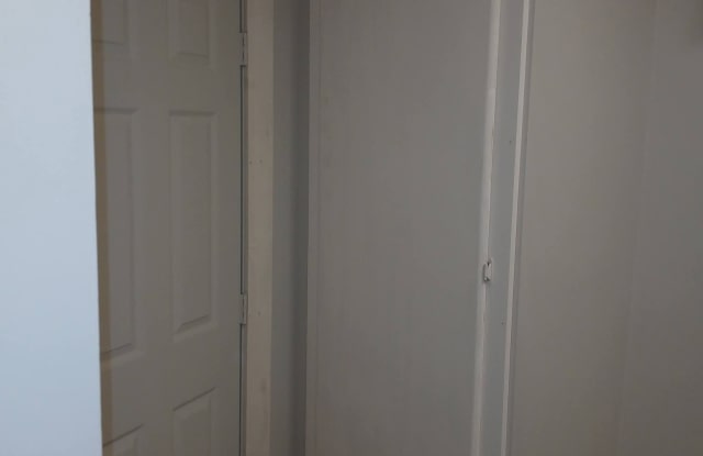 415 Lindenwood Drive Gallery 3