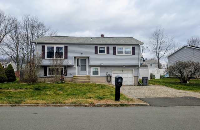 30 Cardinal Lane - 30 Cardinal Lane, Naugatuck, CT 06770