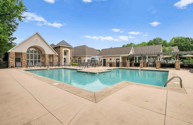 Avana Avebury photos photos