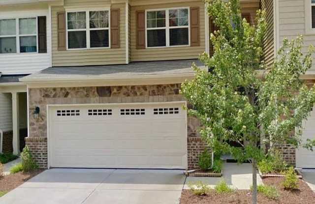 Room in 3 Bedroom Home in Morrisville Gallery 1