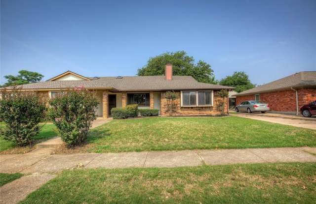 1109 Hialeah Path - 1109 Hialeah Path, Bedford, TX 76022